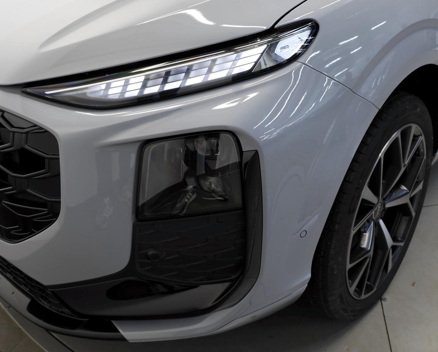 Q3 TFSI quattro, Top Ausstattung!